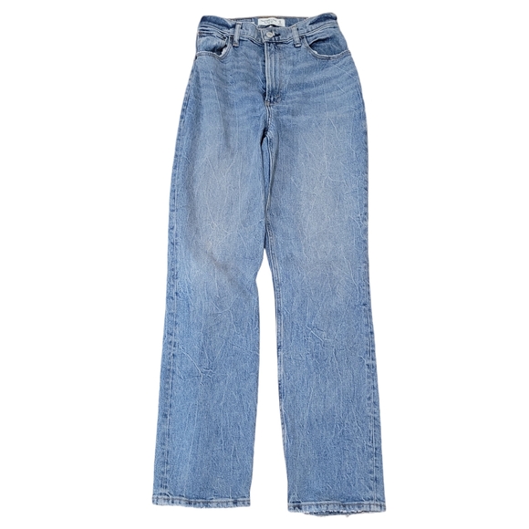 Abercrombie & Fitch Curve Love Ultra High Rise 90s Straight Jean Size 25 0 - Picture 1 of 8